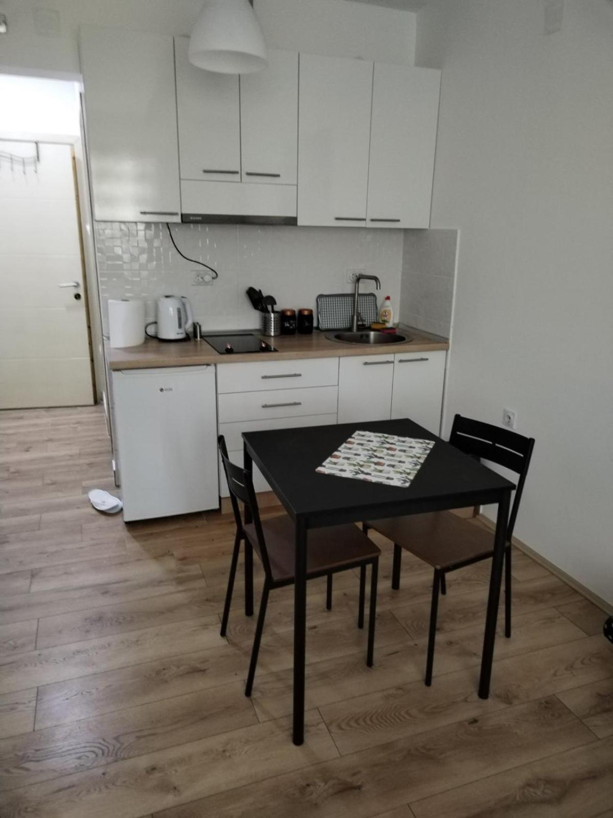 V & V Studio Apartments Nis Ruang foto